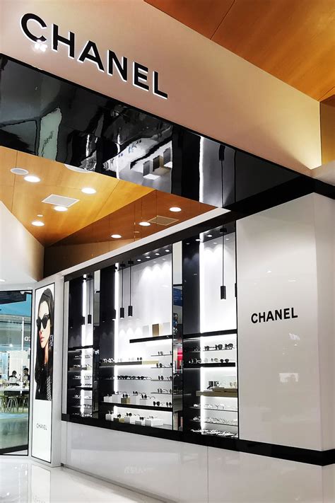 prada chanel bild